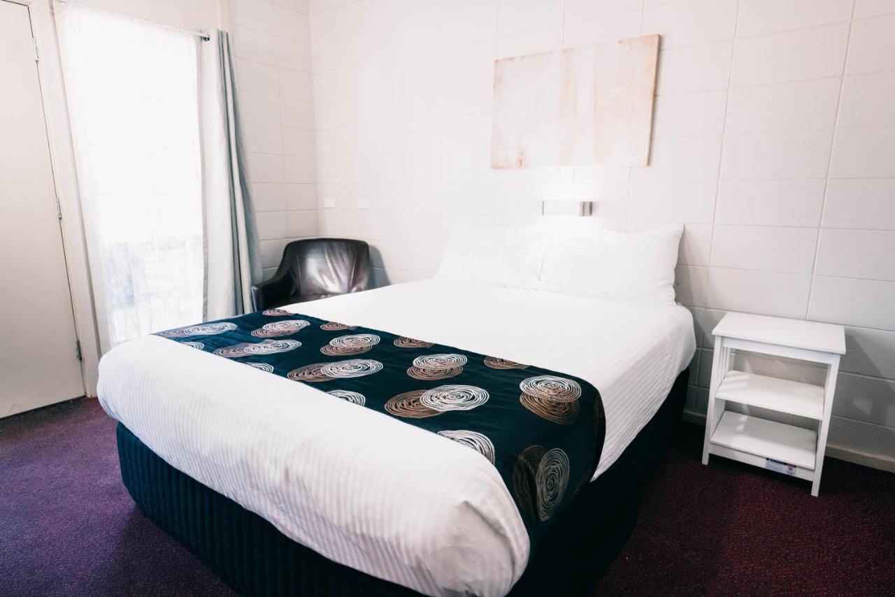 Motel Poinsettia Port Augusta Exterior photo