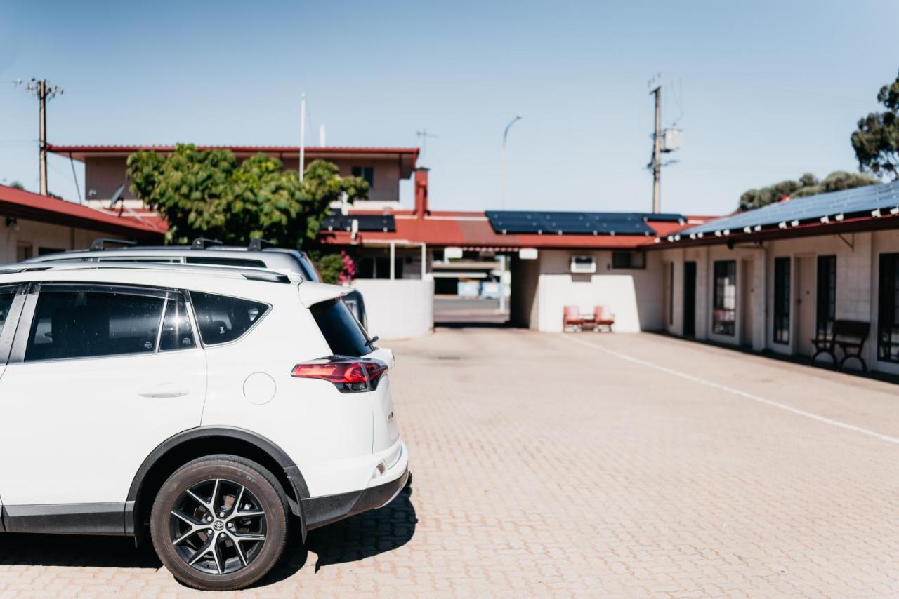 Motel Poinsettia Port Augusta Exterior photo